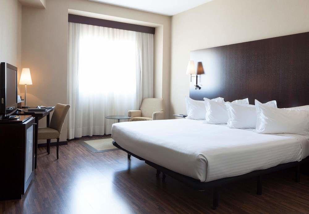 Ac Hotel Oviedo Forum By Marriott Buitenkant foto