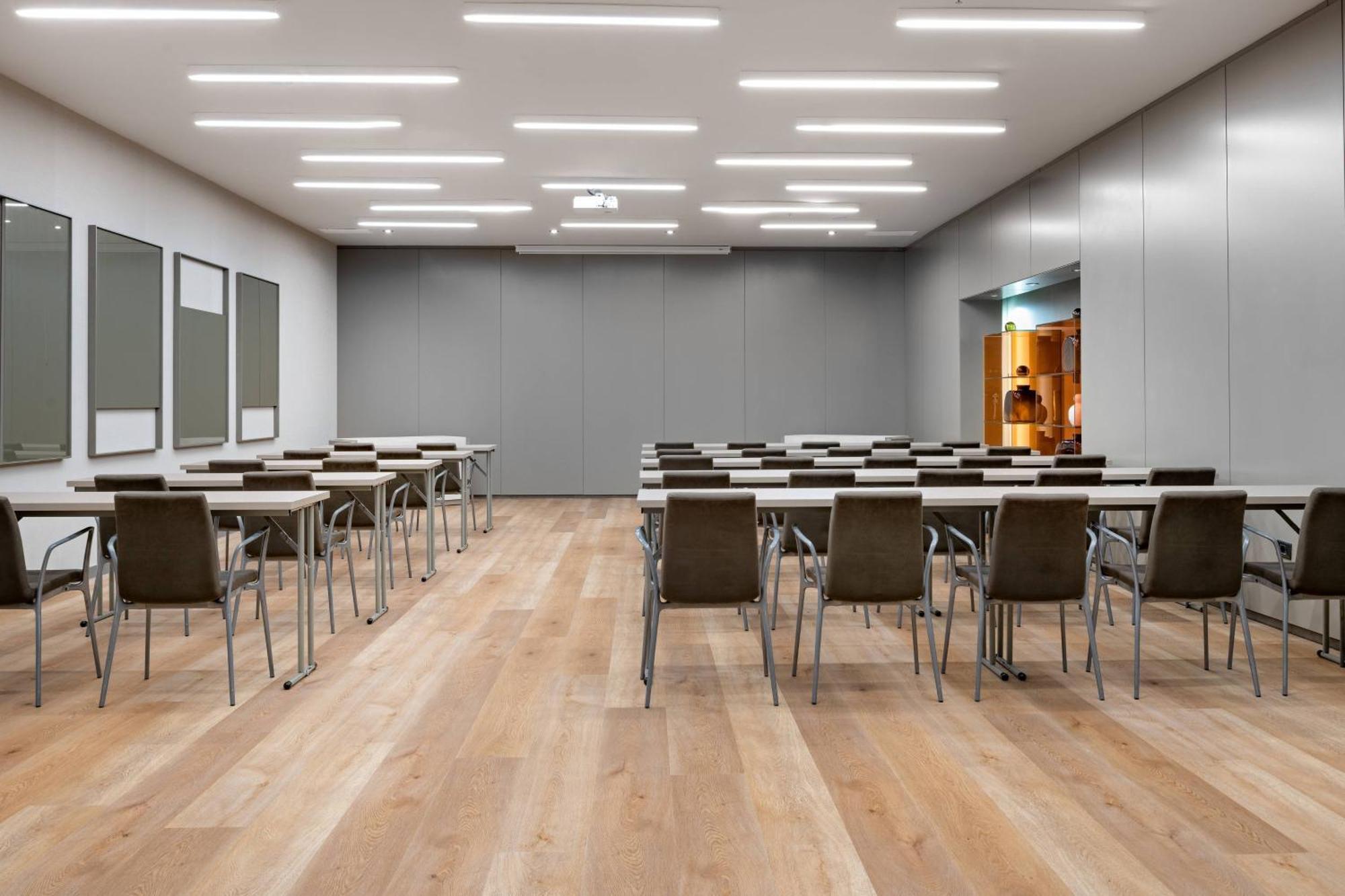 Ac Hotel Oviedo Forum By Marriott Buitenkant foto