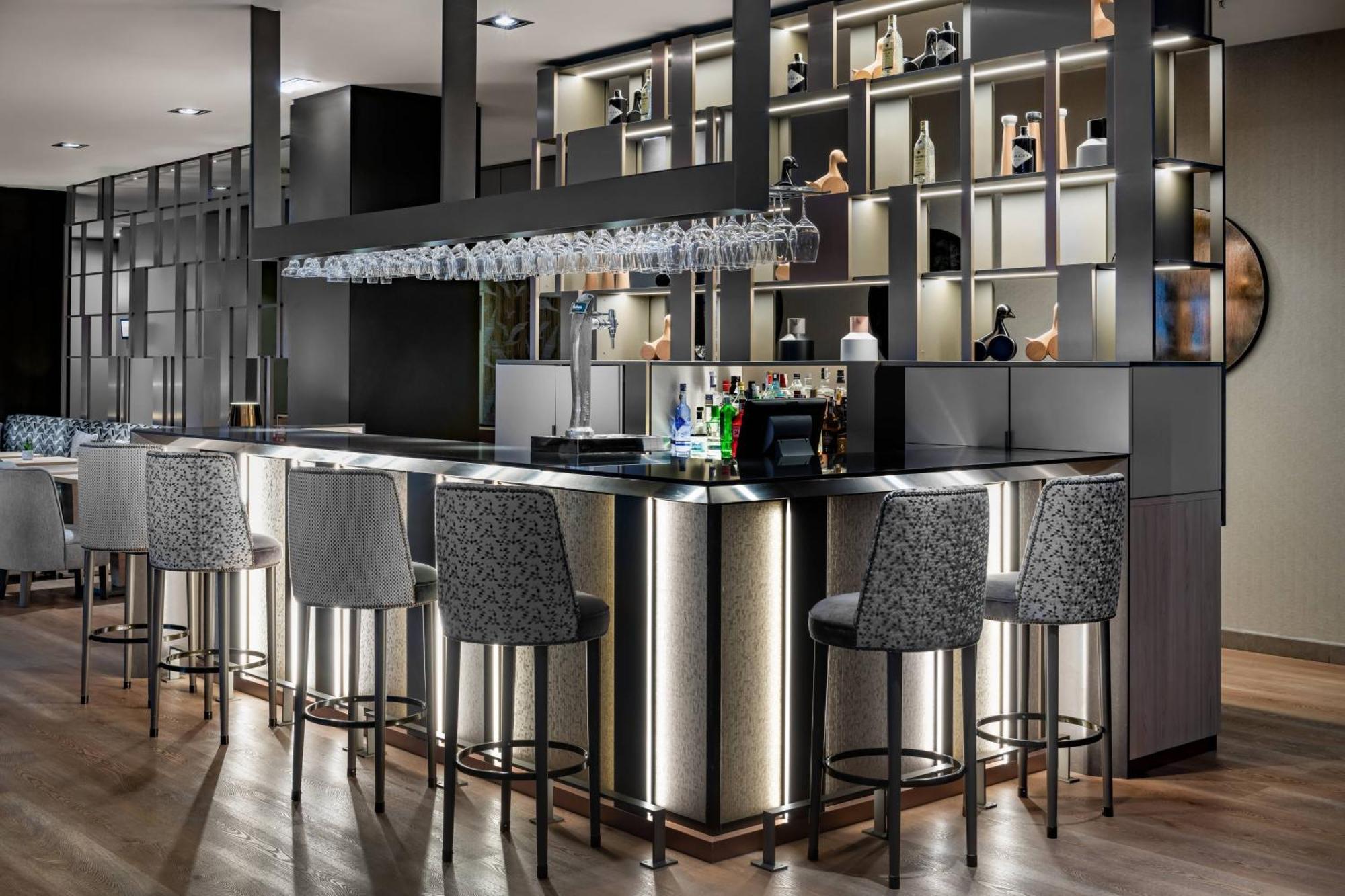 Ac Hotel Oviedo Forum By Marriott Buitenkant foto