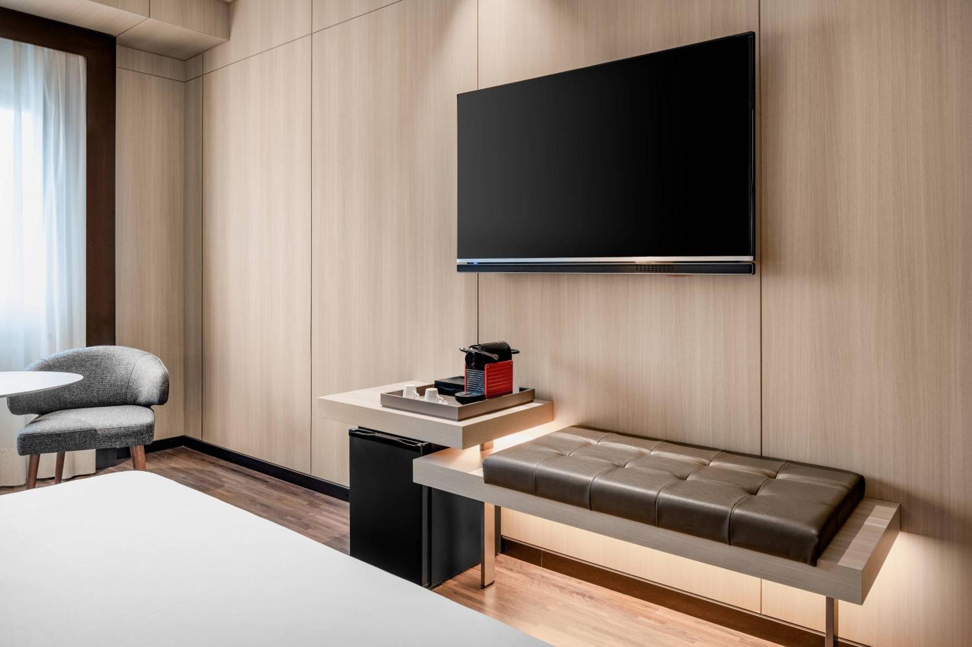Ac Hotel Oviedo Forum By Marriott Buitenkant foto